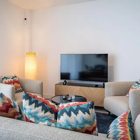 דירה Coastal Bliss Awaits At Blue Horizon