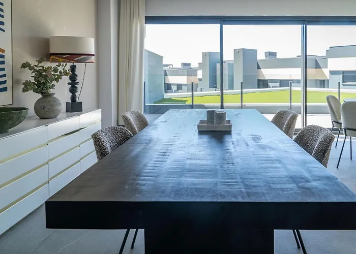 Coastal Bliss Awaits At Blue Horizon Daire *