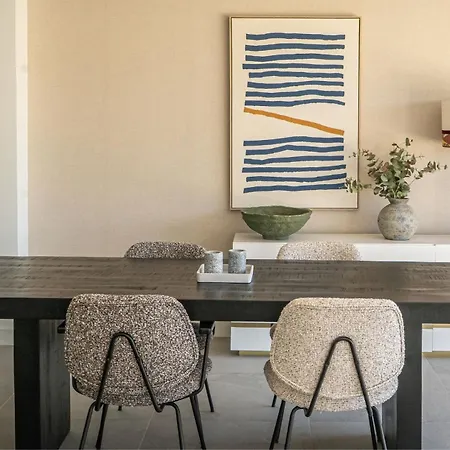 Coastal Bliss Awaits At Blue Horizon *