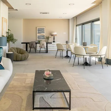 Coastal Bliss Awaits At Blue Horizon