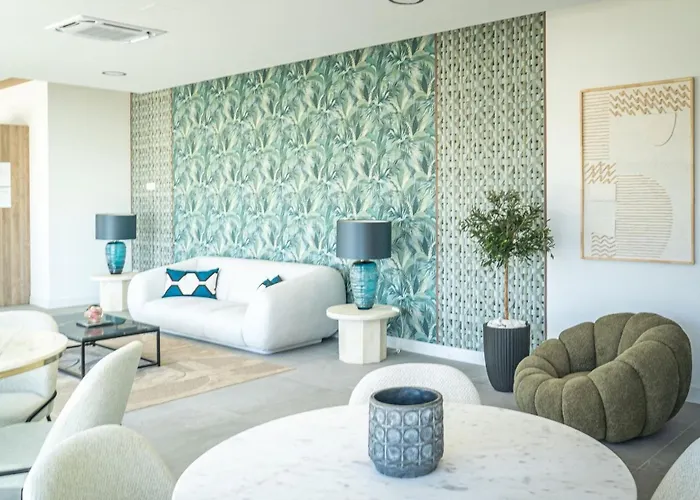 Coastal Bliss Awaits At Blue Horizon