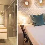 Coastal Bliss Awaits At Blue Horizon Apartment