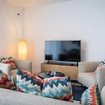 Apartment Coastal Bliss Awaits At Blue Horizon